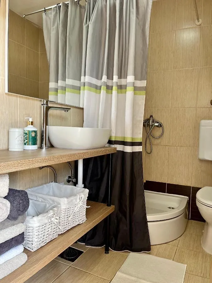 Apartments Stela Gornji Karin