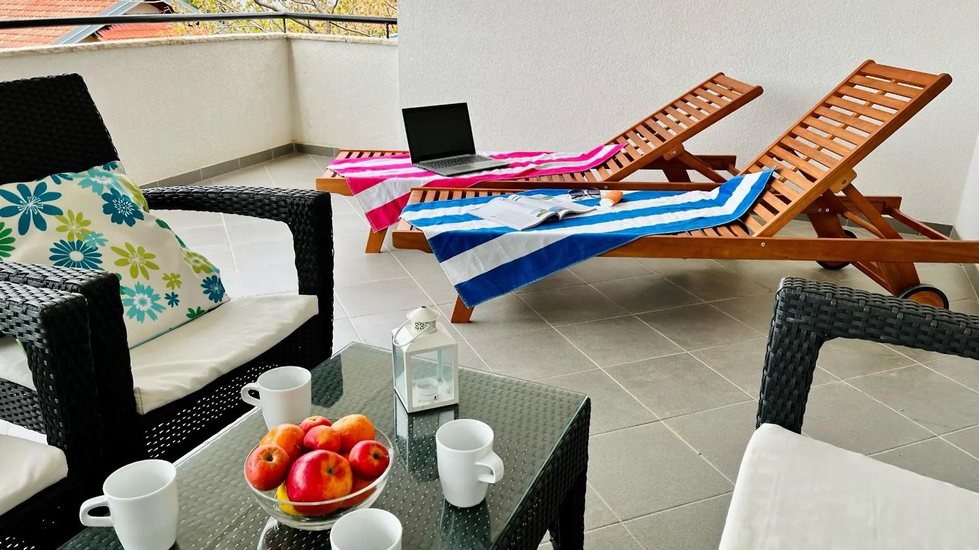 Apartments Stela Gornji Karin