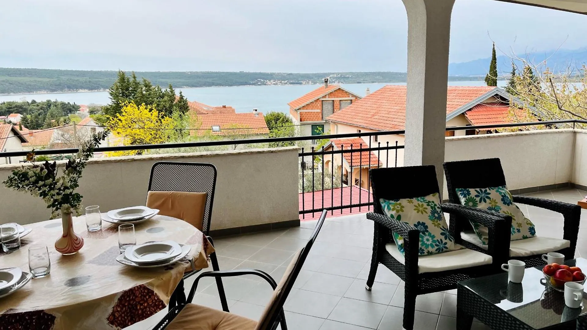 Apartments Stela Gornji Karin