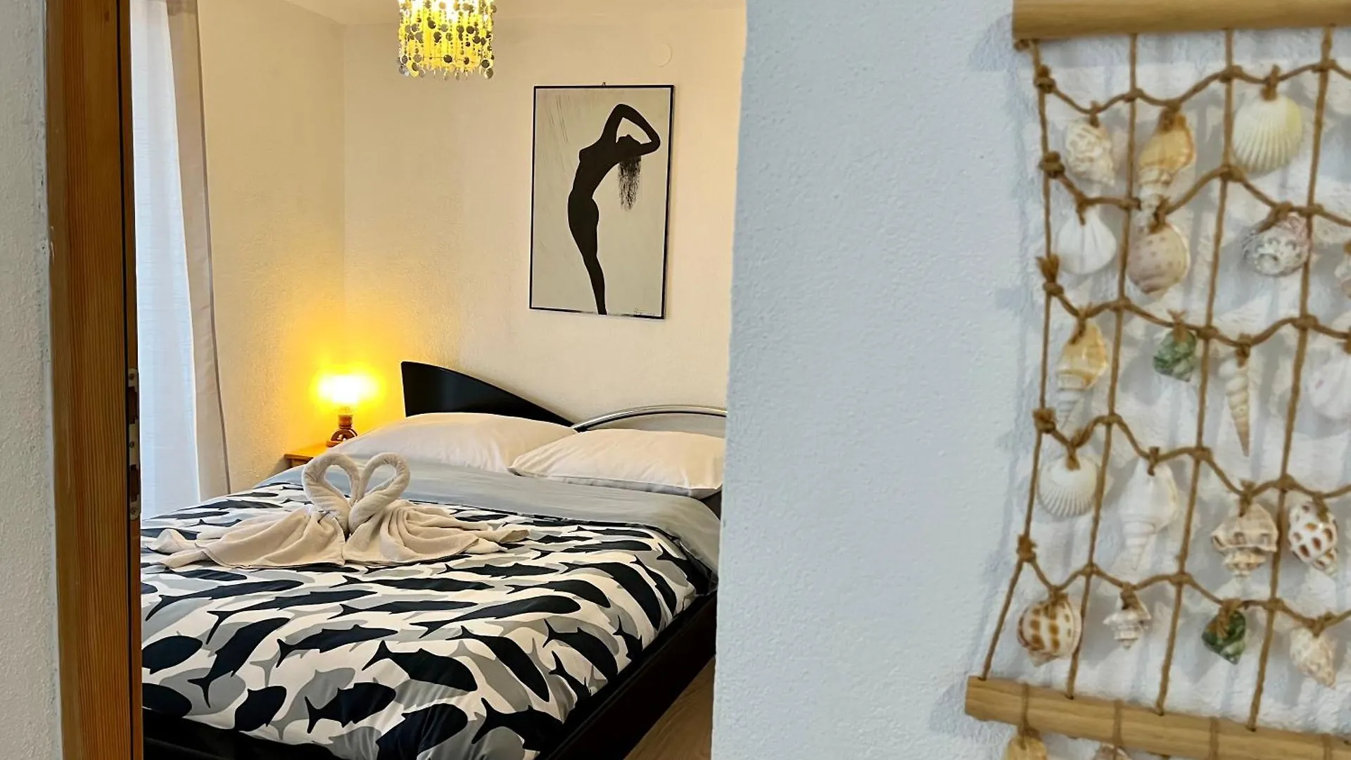 Apartments Stela Gornji Karin