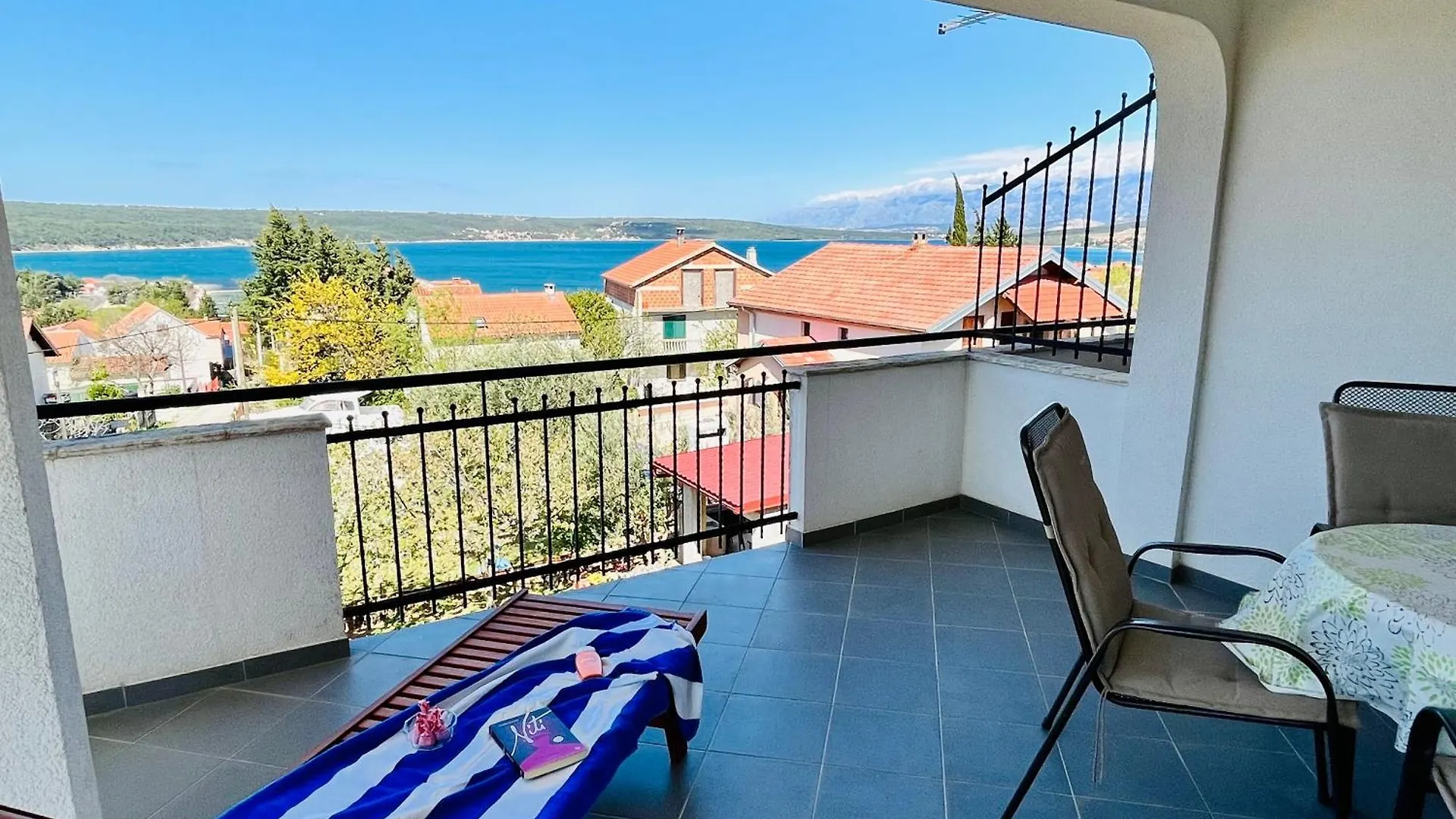 Apartments Stela Gornji Karin