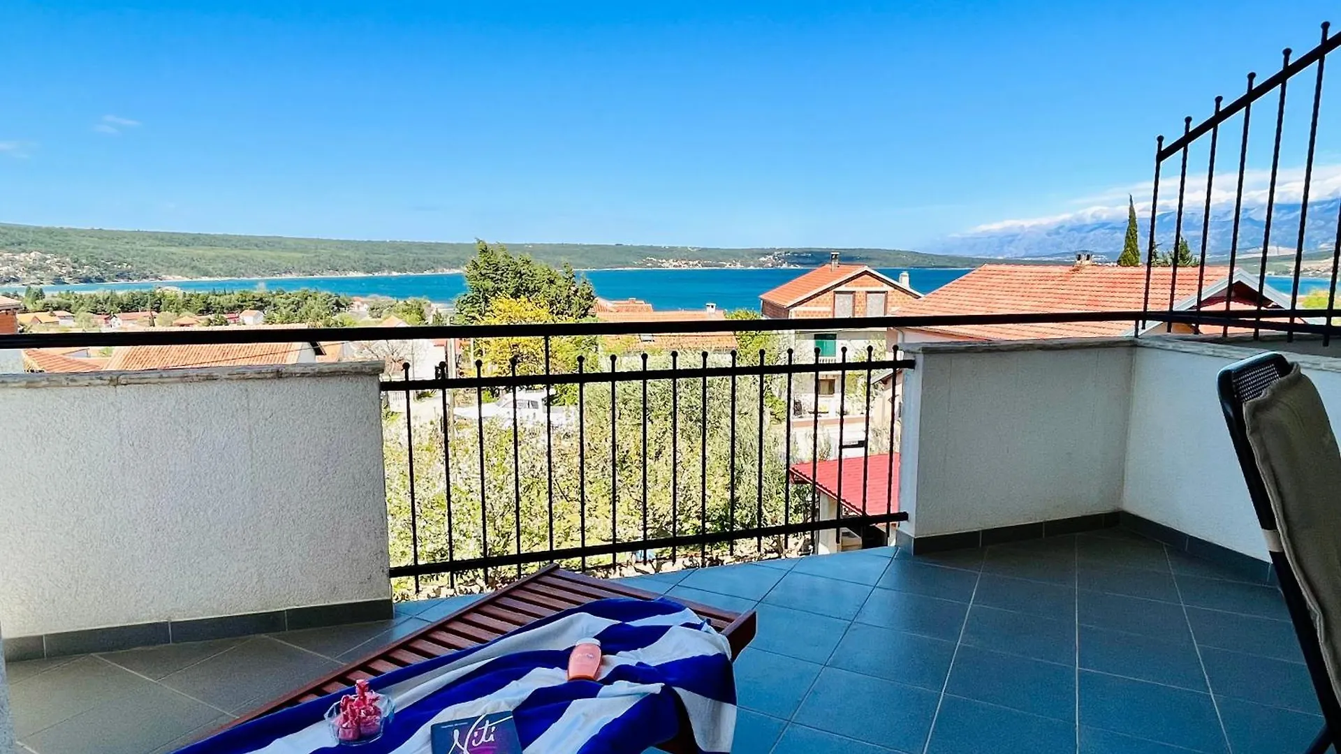 Apartments Stela Gornji Karin