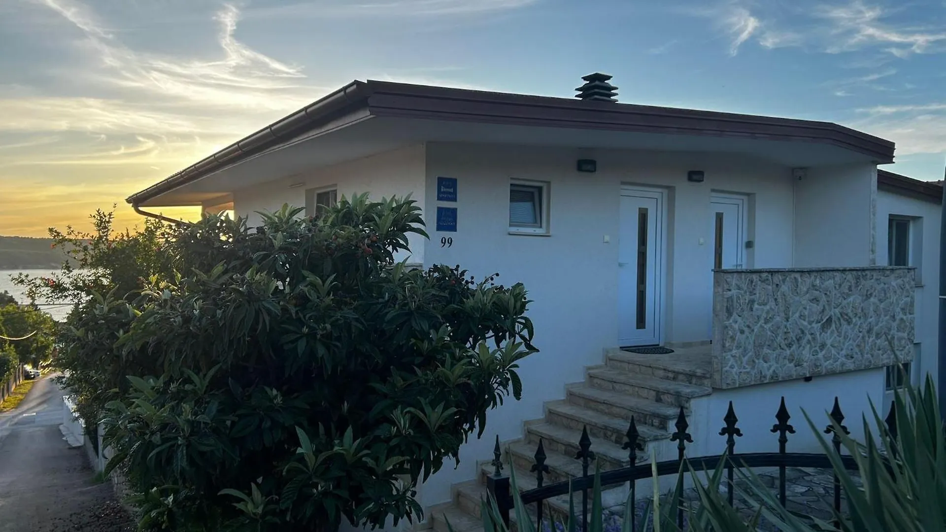 Apartments Stela Gornji Karin