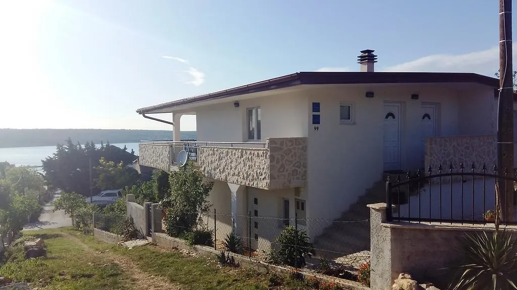 Apartments Stela Gornji Karin